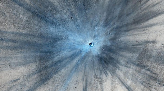 Mars, Mars photos, Mars stunning photos, Mars images, Planet Mars, Mars HiRISE, HiRISE camera, HiRISE orbiter, Mars orbiter, NASA, Mars Reconnaissance Orbiter