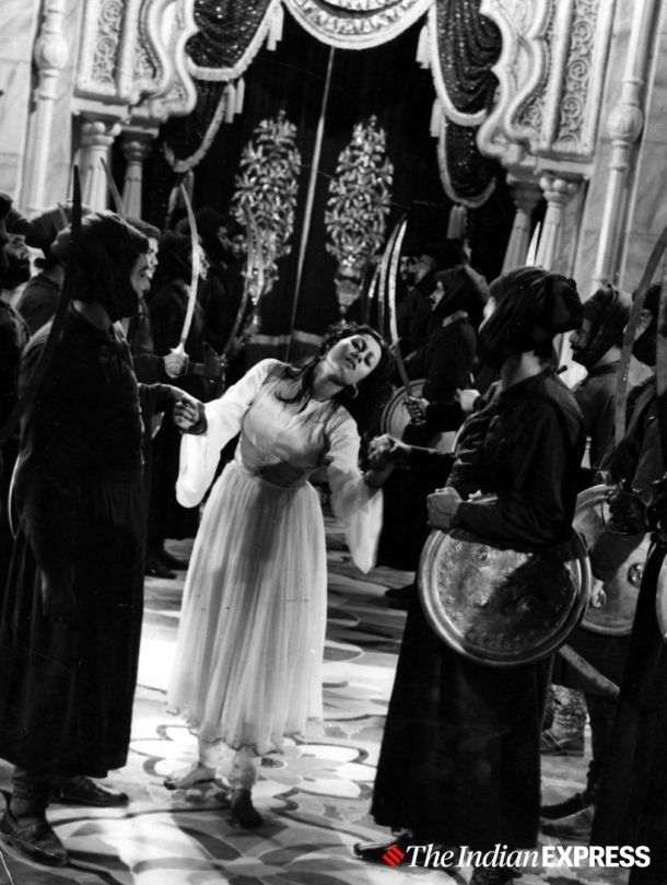 madhubala behind the scenes mughal-e-azam