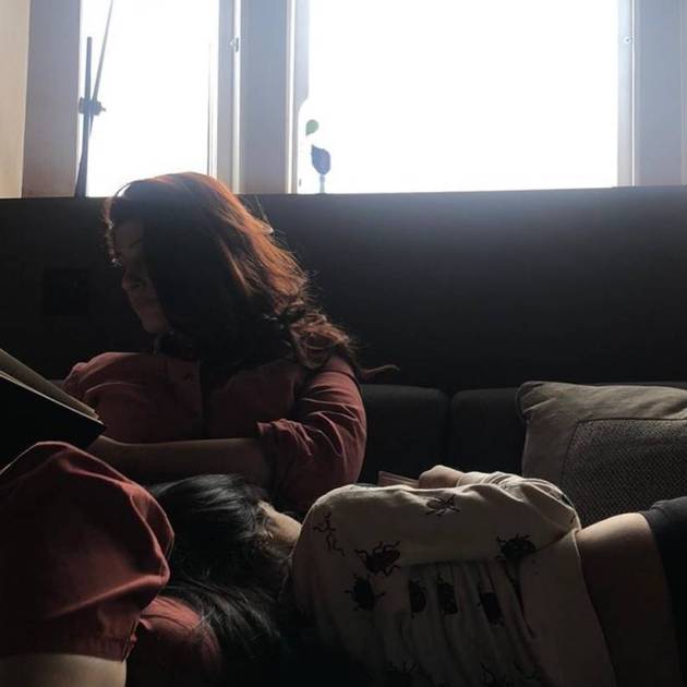 twinkle khanna with daughter