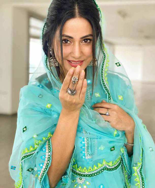 hina khan on eid