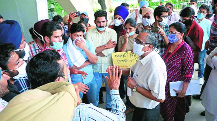 Punjab university, student protest, Chandigarh news, Punjab news, Indian express news