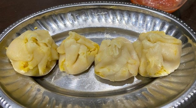 paneer momos, diabetic friendly momos, diabetic friendly recipes, indianexpress.com, gluten free recipes, momo recipes, easy momos, momos without maida, indianexpress,