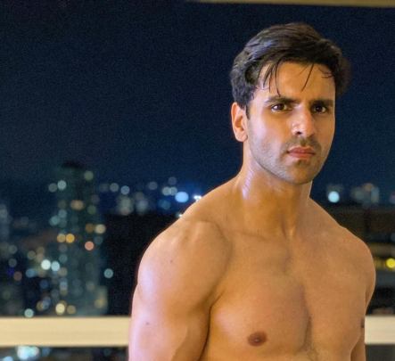 Vivek Dahiya