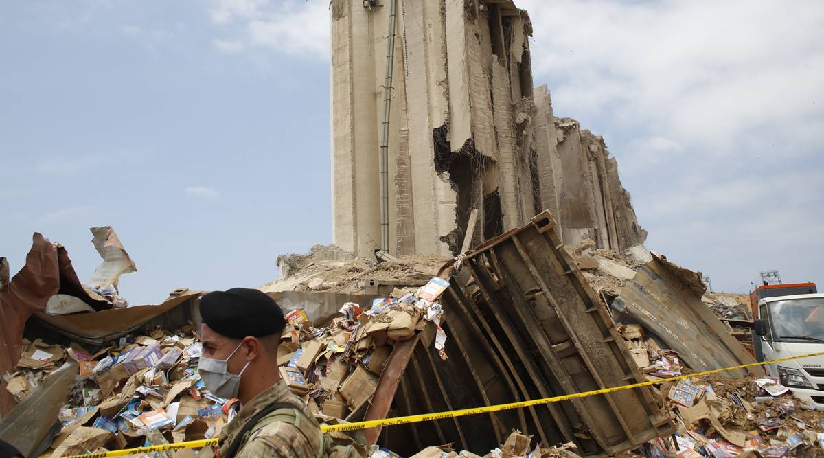 UN food chief: Beirut could run out of bread in 2 1/2 weeks