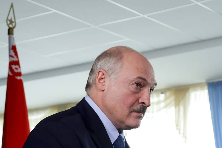 Protester dies in clashes after disputed Belarus vote