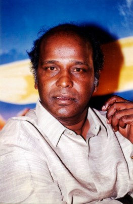 Writer Rahat Indori dies