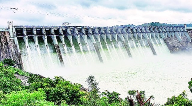 Sardar Sarovar Narmada Dam, water level, Vadodara news, Gujarat news, indian express news