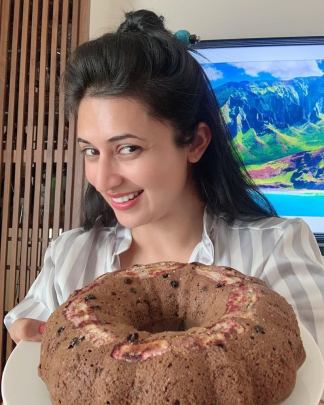 divyanka cake