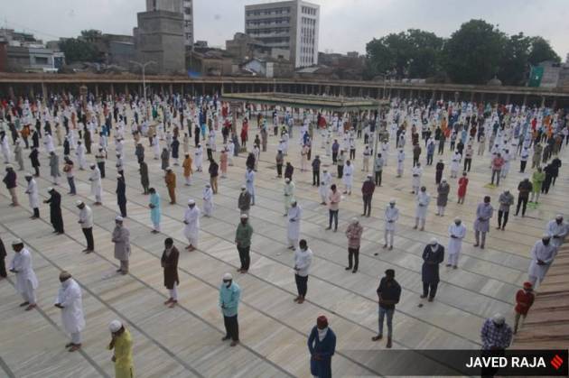 eid, eid al adha, eid india, eid 2020, eid celebration delhi, jama masjid, eid in india, indian express news