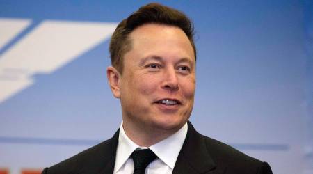 Elon Musk, SpaceX, Spacex pentagon award, spacex starlink, spacex missile tracking satellite