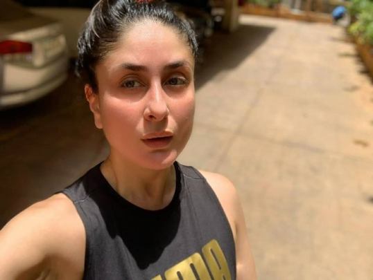 kareena workout post