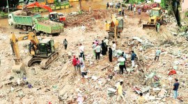 mahad building collapse, mahad building collapse deaths, mahad builidng collpase rescue, ndrf, indian express news