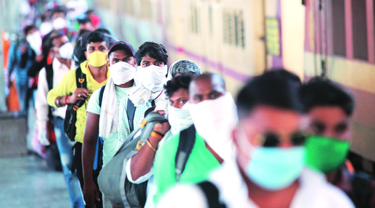 Maharashtra: Migrant workers return to scarce jobs, low salaries ...