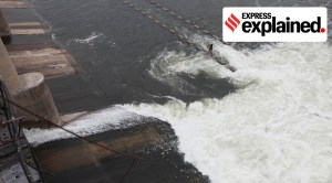 Barrage across Narmada: promise of sweet water, worries about hilsa