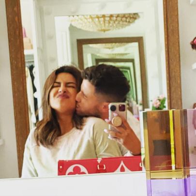 nick priyanka love