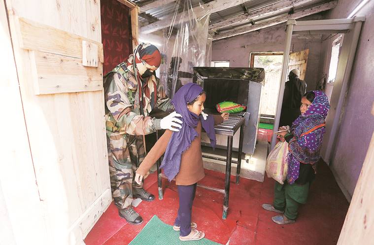 Indian Army, women’s soldiers, Kashmir valley region, LoC, Indian express news