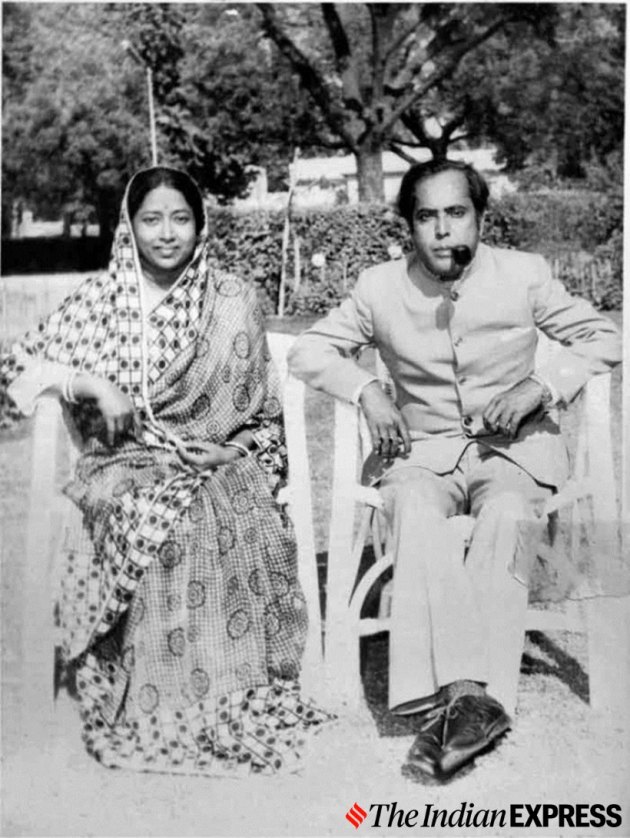 pranab mukherjee, pranab mukherjee death news, pranab mukherjee dead, pranab mukherjee age, pranab mukherjee passes away, former president pranab mukherjee, pranab mukherjee death latest news, pranab mukherjee son, pranab mukherjee today news