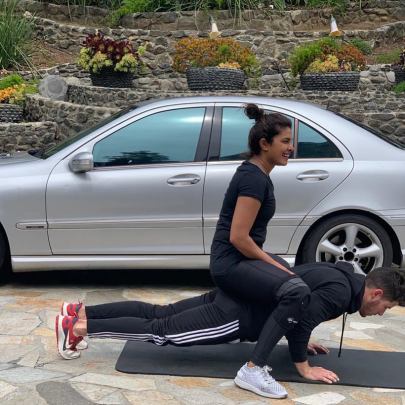 priyanka nick push up