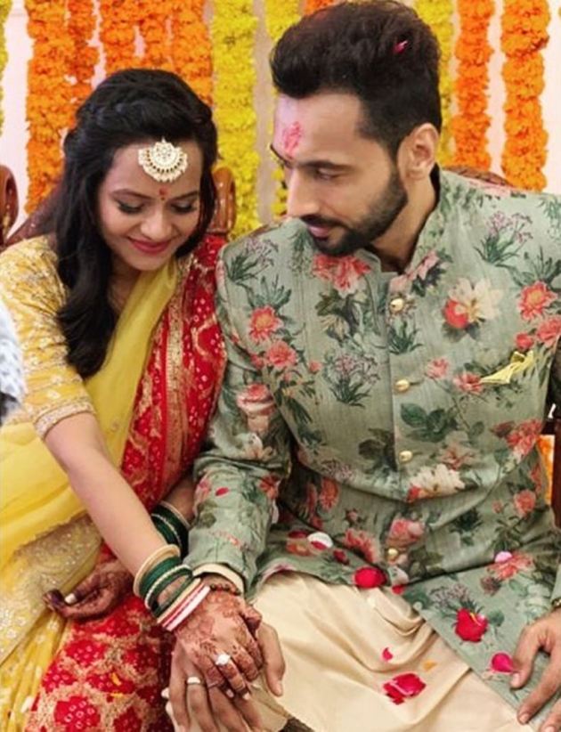 punit pathak engagement photos