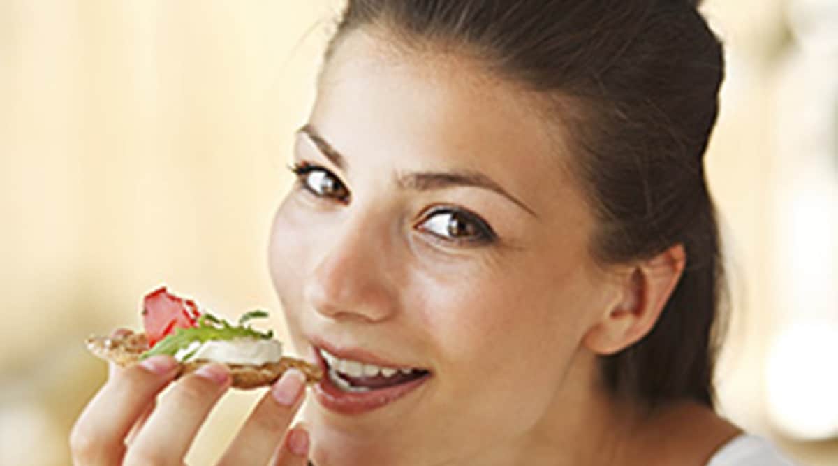 handvo, suji handvo, indianexpress.com, indianexpress, easy recipes, meghnasfoodmagic,