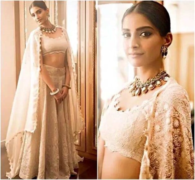 sonam kapoor engagement lehenga
