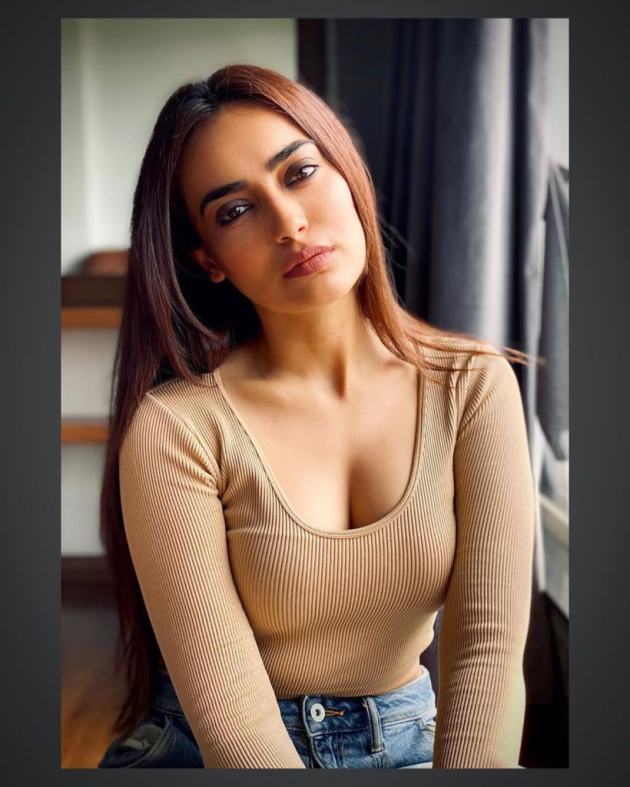 surbhi jyoti images