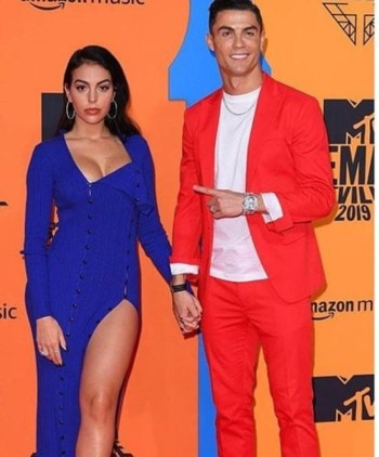Get A Peek Into Footballer Cristiano Ronaldo S Fuss Free Wardrobe Lifestyle Gallery News The Indian Express Get A Peek Into Footballer Cristiano Ronaldo S Fuss Free Wardrobe Lifestyle Gallery News The Indian Express