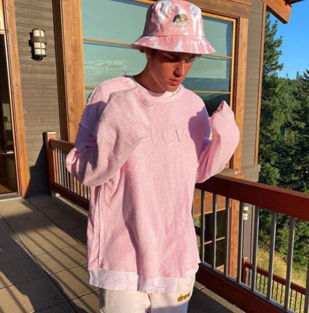 Justin Bieber, Justin Bieber photos, Justin Bieber latest news, Justin Bieber Hailey wife, Justin Bieber Selena, Justin Bieber family, Justin Bieber latest