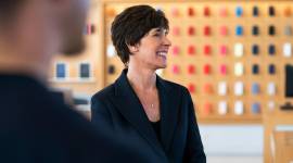 Apple online store, apple store india, apple online store India, apple online deals, Deirdre O’Brien apple, Deirdre O’Brien interview, indian express