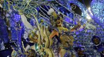 Rio de Janeiro delays Carnival parades as omicron spreads