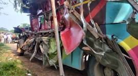 Chhattisgarh buss accident, 7 workers illed in Raipur, Bus truch collision in Raipur, Odisha Cm Naveen Patnaik, Chhattisgrah news, India news, Indian express