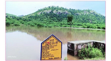 Jhansi, Ponds, Pond Revival, MGNREGS