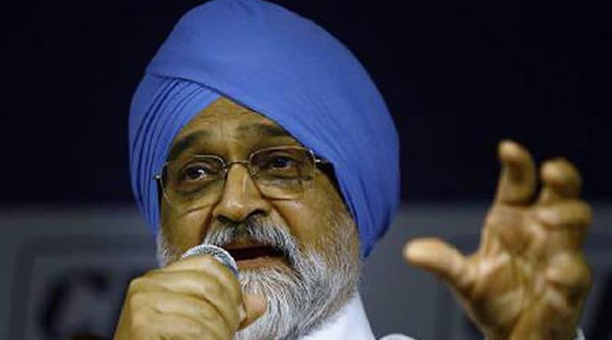 amarinder singh, punjab group of experts, Montek Singh Ahluwalia, Montek Singh report, Manpreet Singh Badal, punjab covid crunch, punjab gst, indian express news