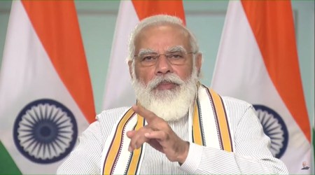 PM Modi pats Nitish on the back for good governance; takes a dig at Lalu