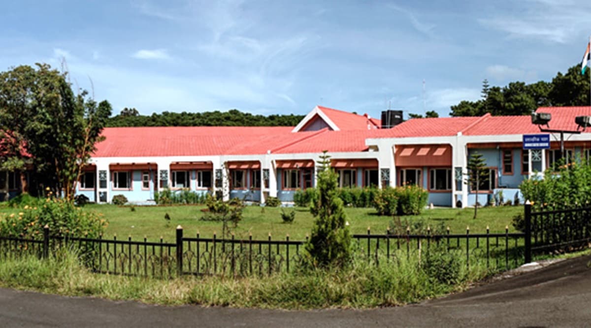 Meghalaya Meghalaya varsity teachers, students write to President against extension to V-C thumbnail