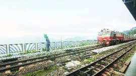 Toy train, NDA aspirant, Shimla news, Himachal news, Indian express news
