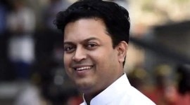 Amit Deshmukh t, covid-19 in maharashtra, maharashtra medical colleges, maharashtra pla accounts money, maharashtra medical colleges hotel bills for quarantined doctors, indian express news