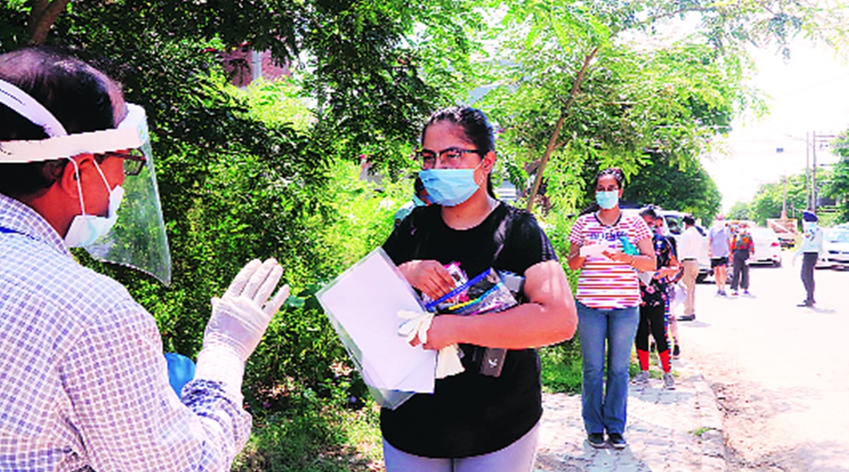 JEE, JEE exam, JEE exam in chandigarh, JEE exam in Mohali, JEE candidates in Chandigarh, indian express news