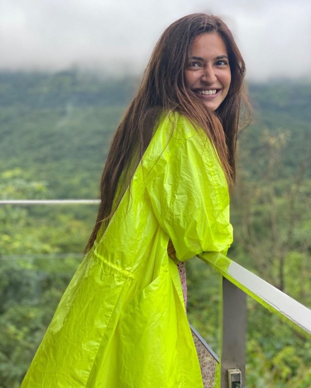 kriti Kharbanda
