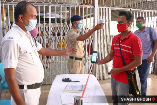 kolkata metro, kolkata metro e pass, kolkata metro opens, kolkata coronavirus latest updates, kolkata lockdown, kolkata city news