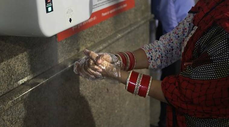 metro services resume, metro services resume in delhi, metro services resume in chennai, metro services resume in kolkata, metro services resume in bangalore, metro services resume in mumbai, metro service, delhi metro service, bangalore metro service, hyderabad metro services