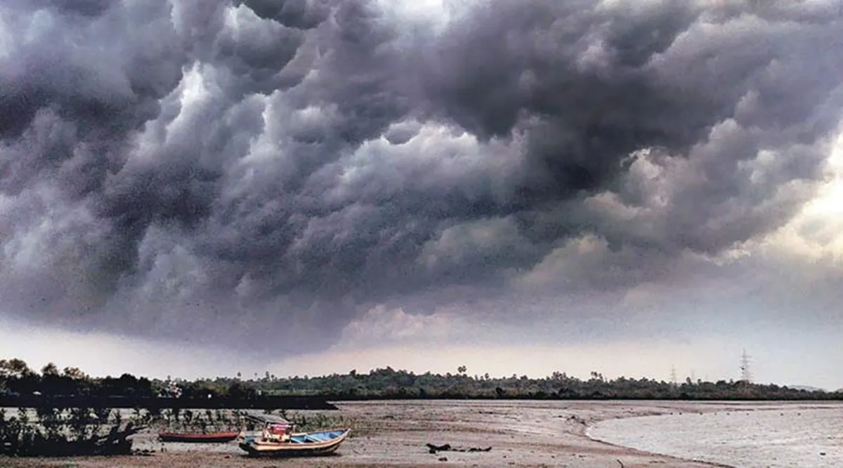 Low pressure in Bay of Bengal to bring heavy rain over Odisha, AP
