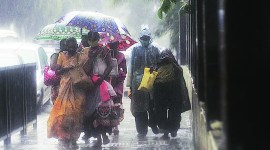 mumbai rains, mumbai rain alert, mumbai weather today, monsoon mumbai, mumbai floods, thane rain alert, kalyan rain alert, mumbai city news