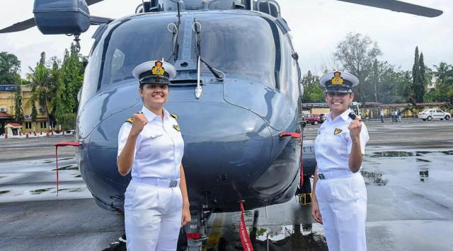 indian navy women officers, Airborne Tacticians, Kumudini Tyagi, Riti Singh, first women airborne tacticians of india, indian navy news, indian express