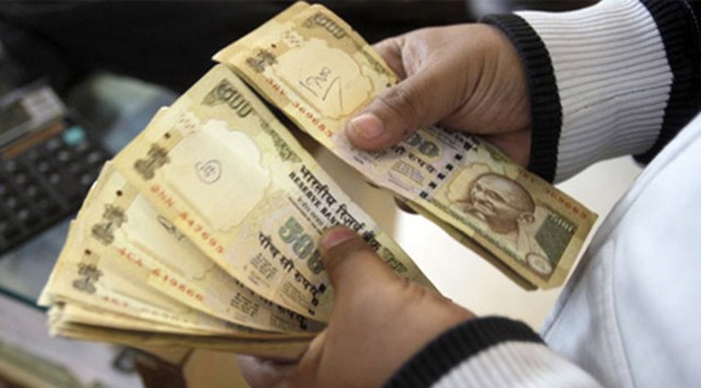 gujarat ats, gujarat demonetised notes, gujarat demonetised currency siezed, indian express news