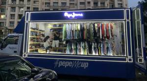 delhi coronavirus latest updates, delhi shopping malls, bata levi strauss, pepe jeans, Max fashion, brands pop up, showrooms on wheels, mall footfalls covid, delhi city news, indian express