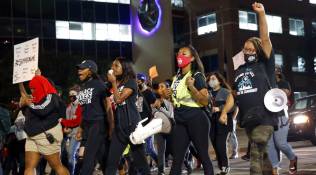 Louisville protests, Louisville protests arrests, Louisville protests police officers killed, Breonna Taylor, Breonna Taylor ruling, Breonna Taylor case