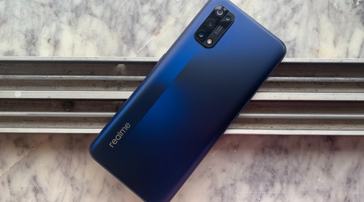 realme 5g mobile with amoled display