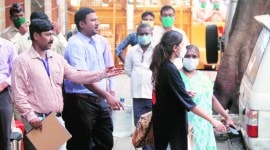 sushant singh rajput death, Rhea Chakraborty, Rhea Chakraborty drug case, Rhea Chakraborty arrest, Rhea Chakraborty news, indian express news