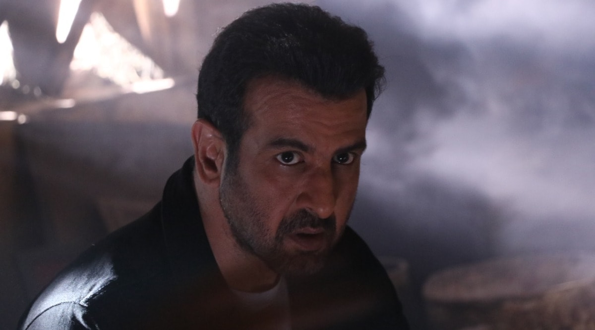 ronit roy, hostages 2